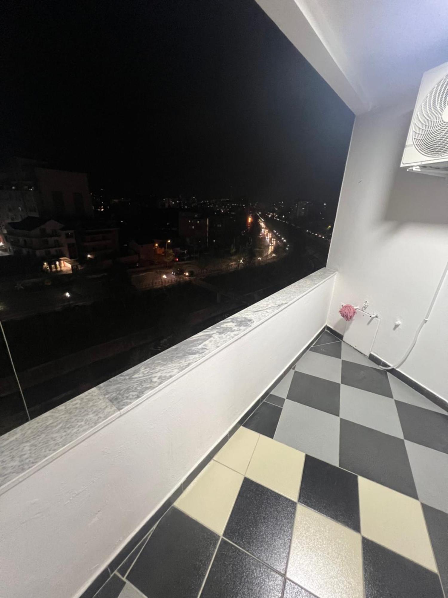 Art'S Apartment Tirana Exterior foto